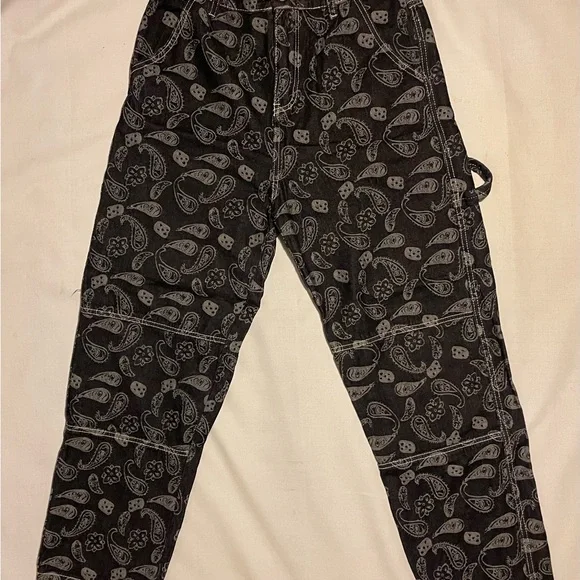 Men's Black Paisley Print Pants - Picture 1 of 3